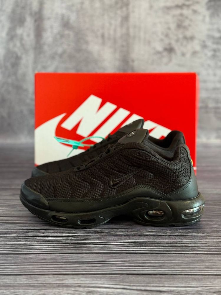 Nike Air Max TN Black