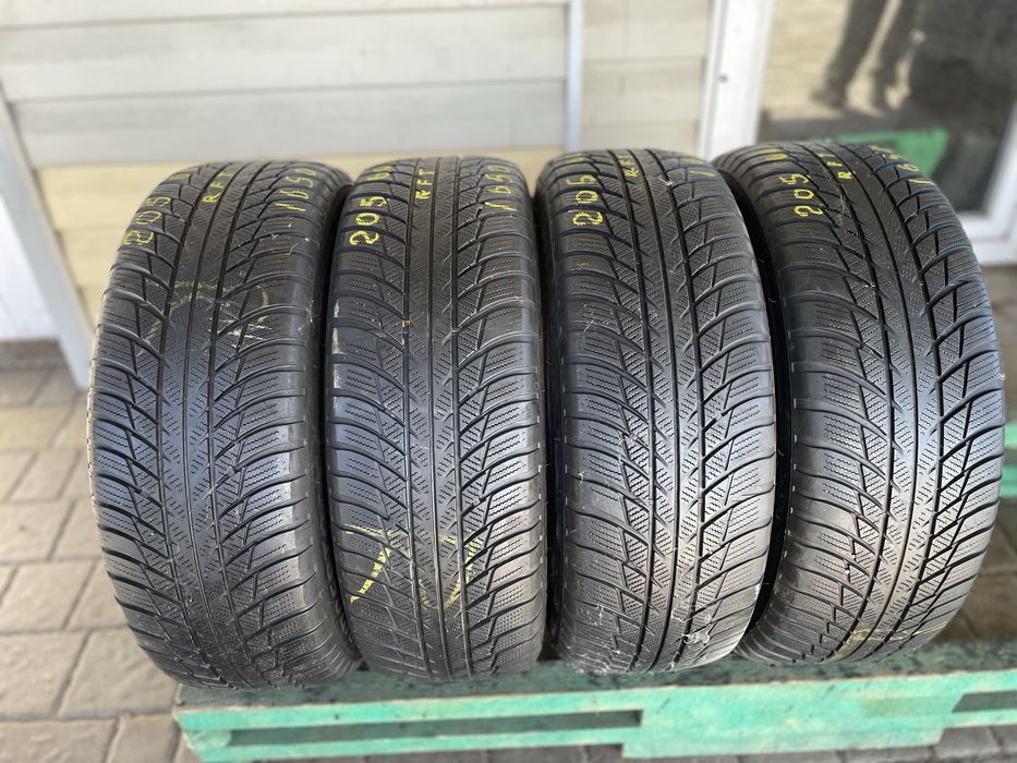 Шини резина 205 60 16 Bridgestone Run Flat 4шт. 5-6mm Зима зимові