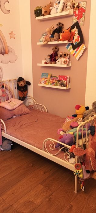 Łóżko Minnen Ikea, rośnie razem z dzieckiem
