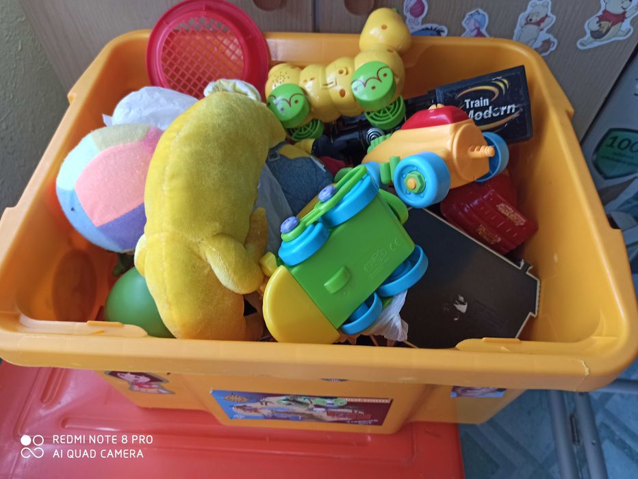 Zabawki                 .