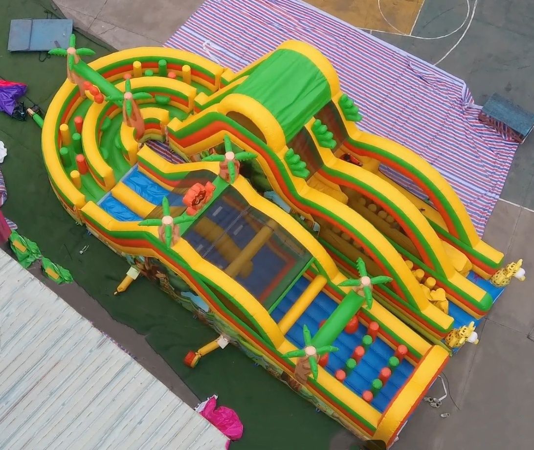 Dmuchany Tor Przeszkód dmuchaniec dmuchańce plac zjeżdżalnia dmuchana