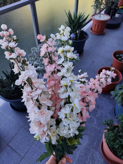 Flores artificiais, 7 pés, como novas