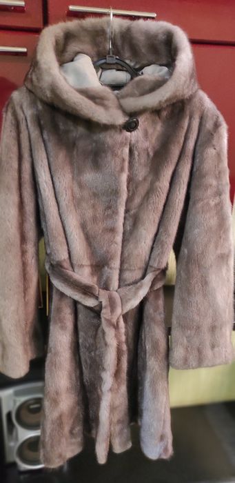 Норковая шуба цельная