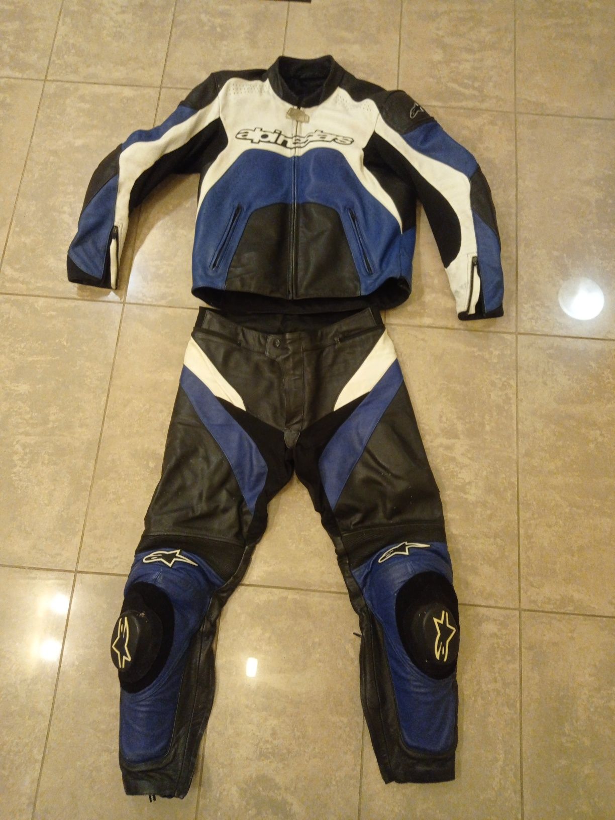 Продам мото комбинезон alpinestars