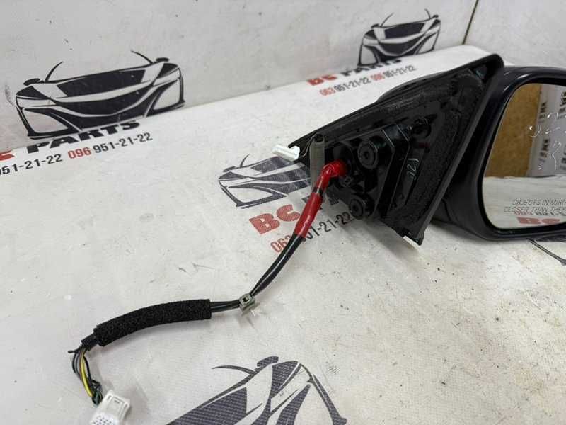 Зеркало заднего вида боковое Nissan Kicks 2022 год правое 96301-5RL1C