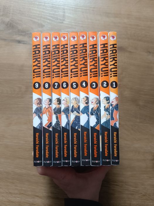 Manga haikyu!! 1-9 (tom 1 za darmo ze względu na stan)
