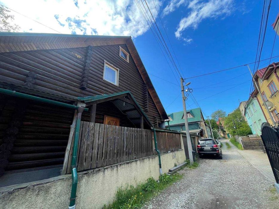 Два будинки в Карпатах для бізнесу або великої родини, Рахів