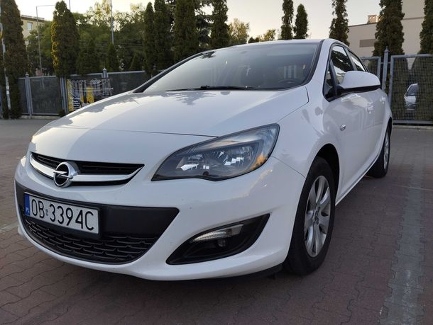 Opel Astra J 1.6 115KM 2018r