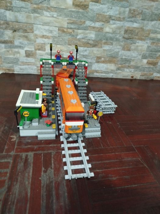 BRICK E FUN Traim Station