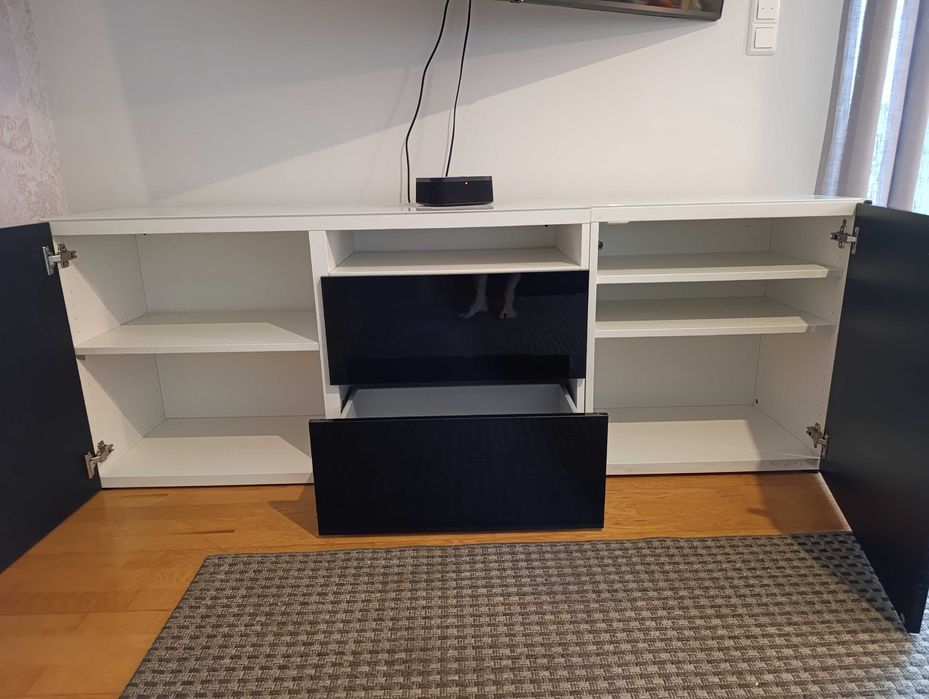 Móvel tv IKEA / BESTA em bom estado