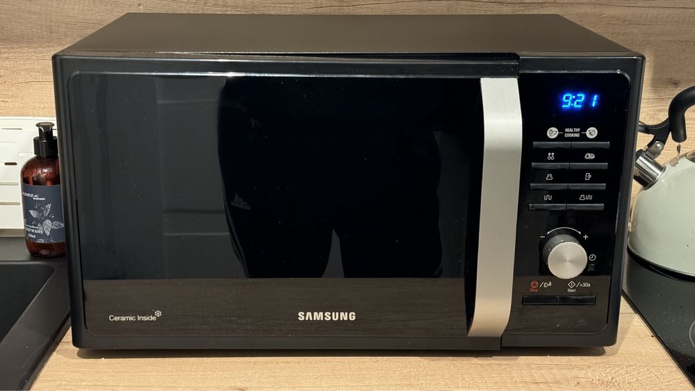 Mikrofala Samsung 800W 23L