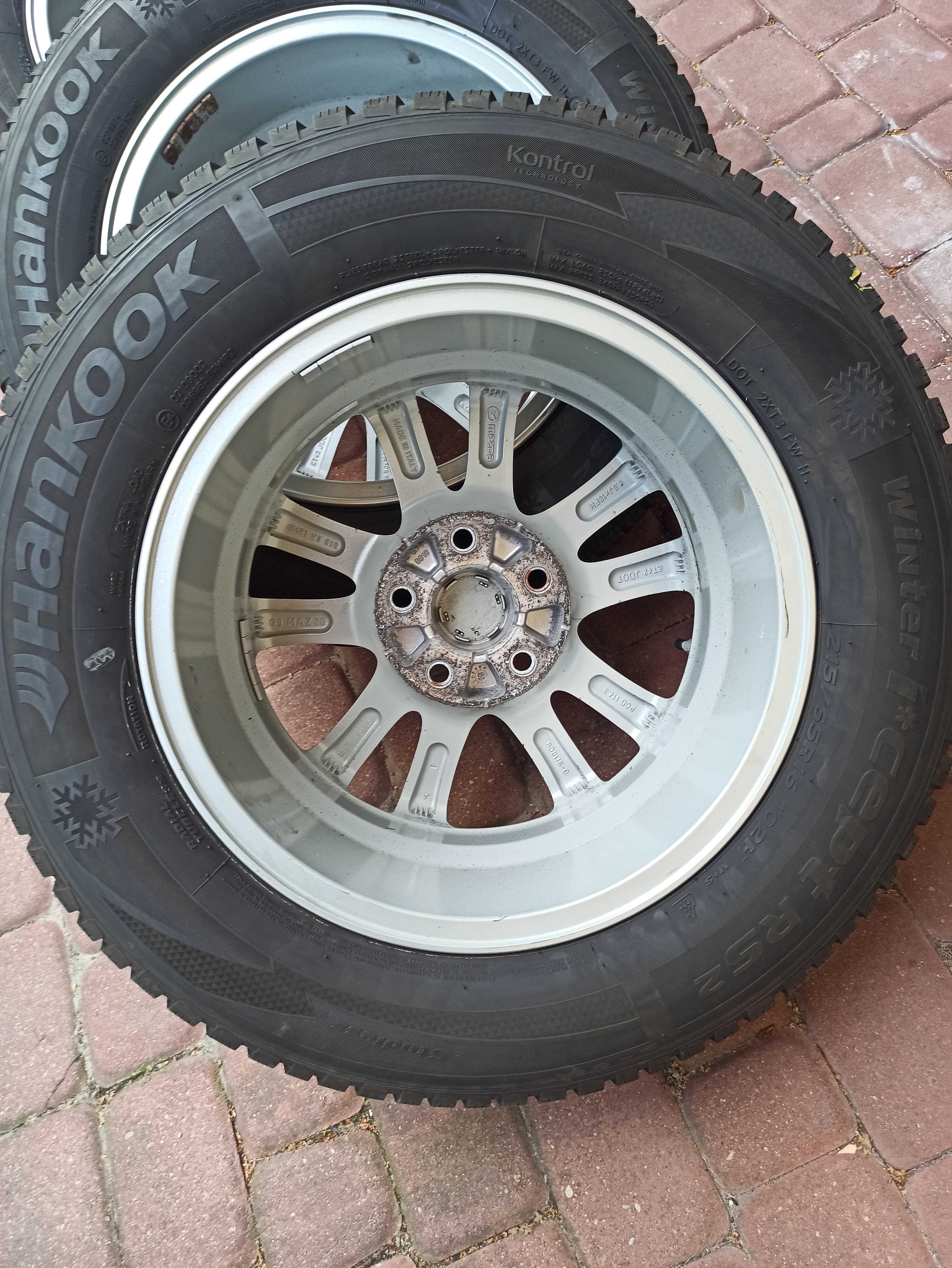 Koła oryginalne Mazda - alufelgi 16 z oponami zimowymi Hankook