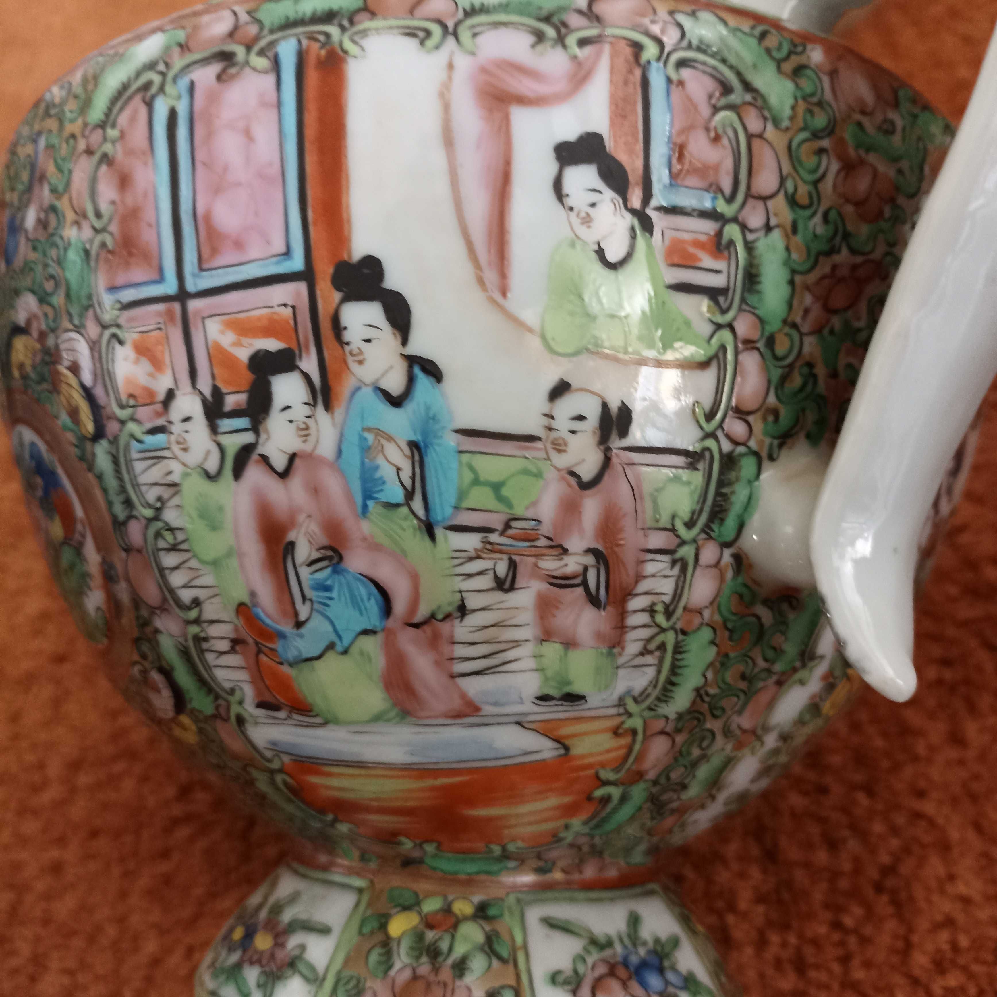 Bule antigo de porcelana chinesa