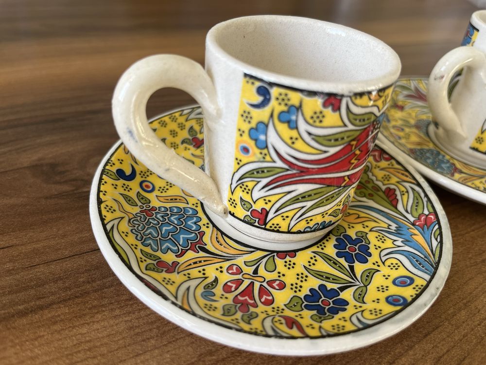 Zestaw pięknych 2 filiżanek ze spodkami z Turcji