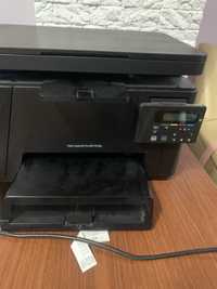 Кольоровий принтер БФП HP Color LaserJet Pro M176nг