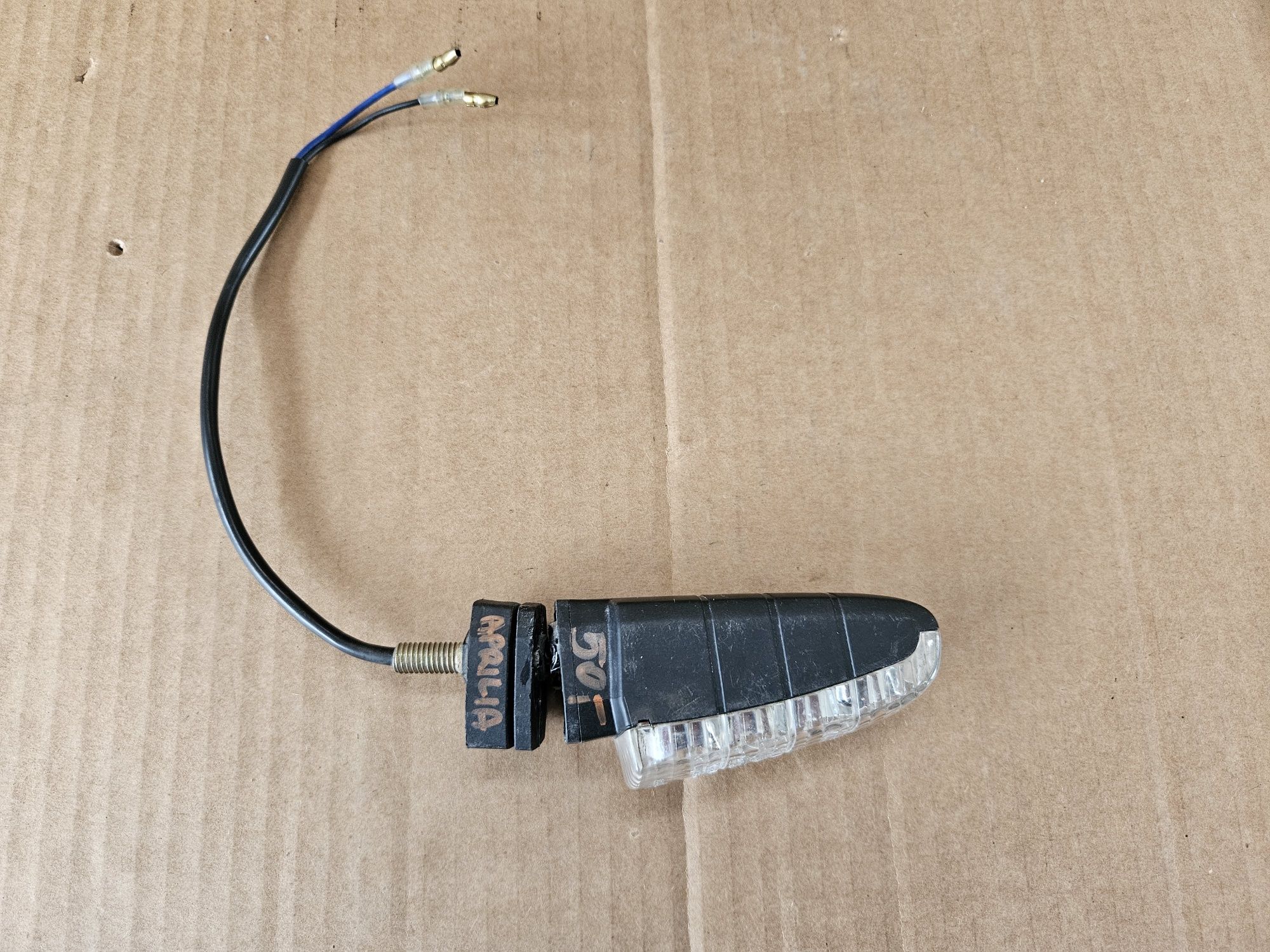 Aprilia RS 50 RS 125 RS50 RS125 kierunkowskaz prawy przód przedni 06-1