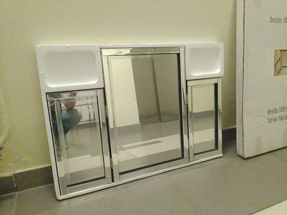 Stojące lustro trójdzielne do toaletki, makijażu itp 78x54 cm