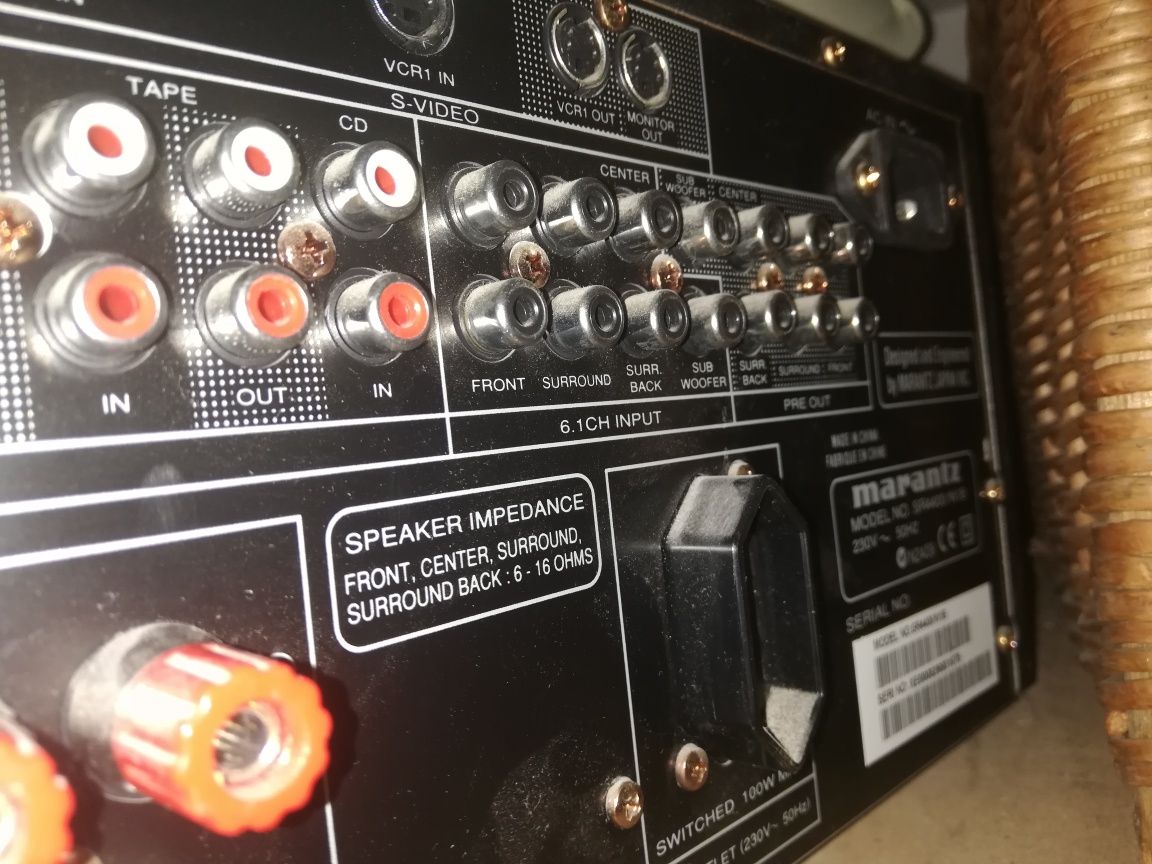 Amplituner Marantz