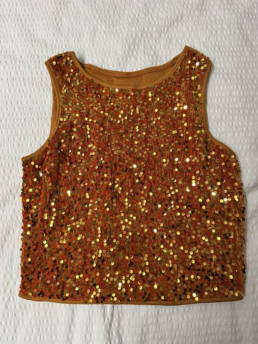 Top de lantejoulas douradas