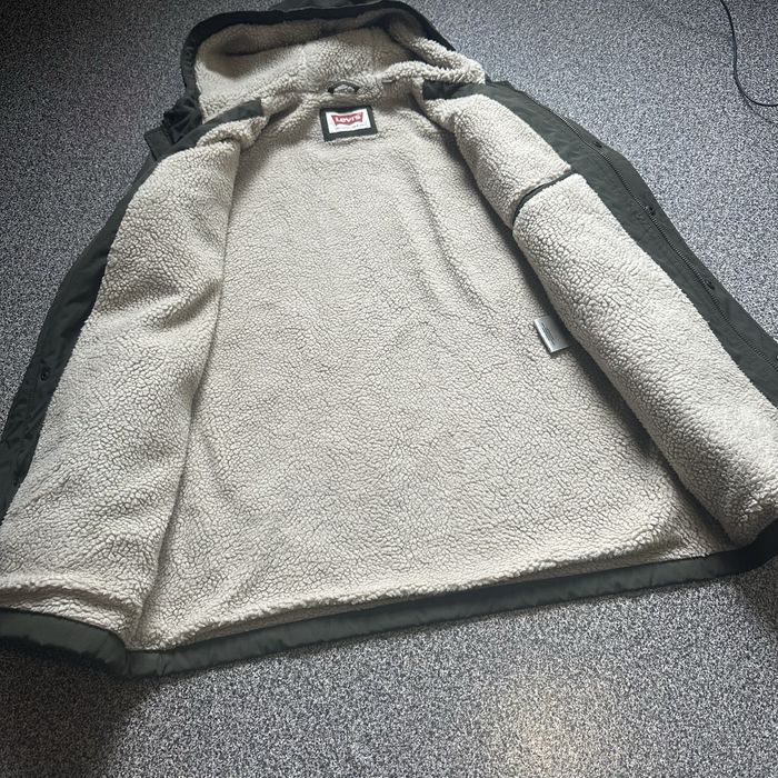 Оригинальная зимняя куртка Levis Parka Faux L