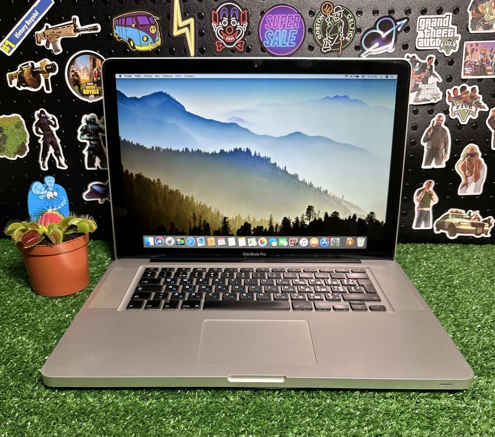 Apple MacBoo Pro 2010 (A1286) 15.4’’ Core i5 8GB ОЗУ/120GB SSD (r2013)