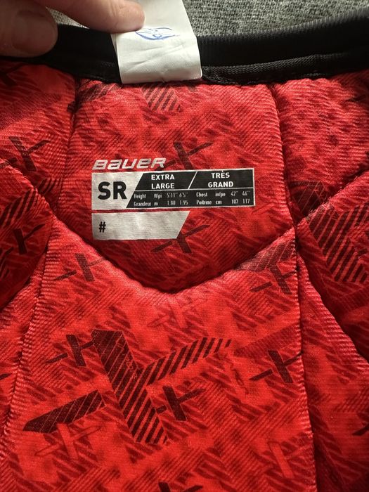 Нагрудники  Хоккейные Bauer HyperLite размер Xl