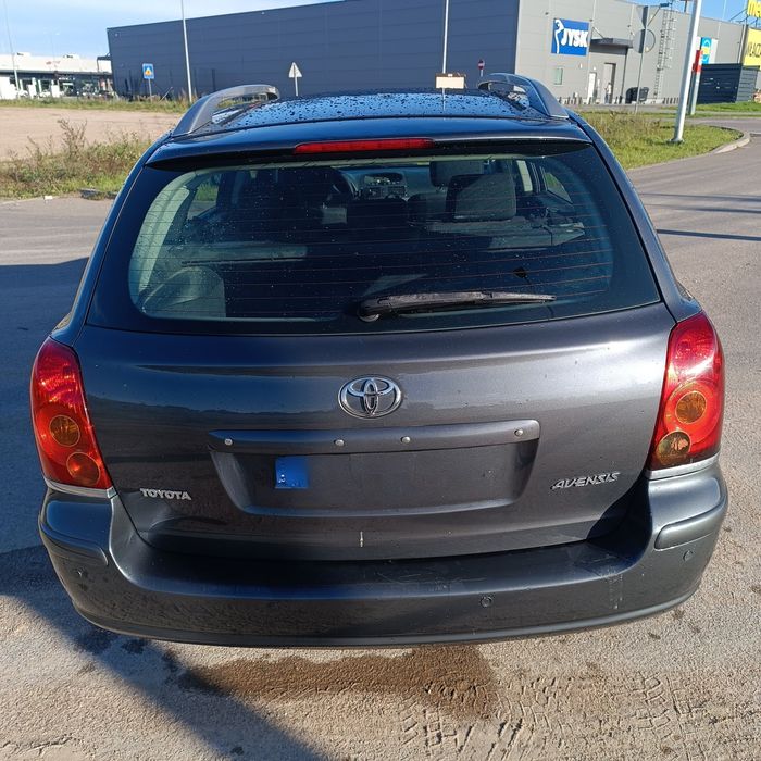 Toyota Avensis Kombi T25 1.8 b+LPG