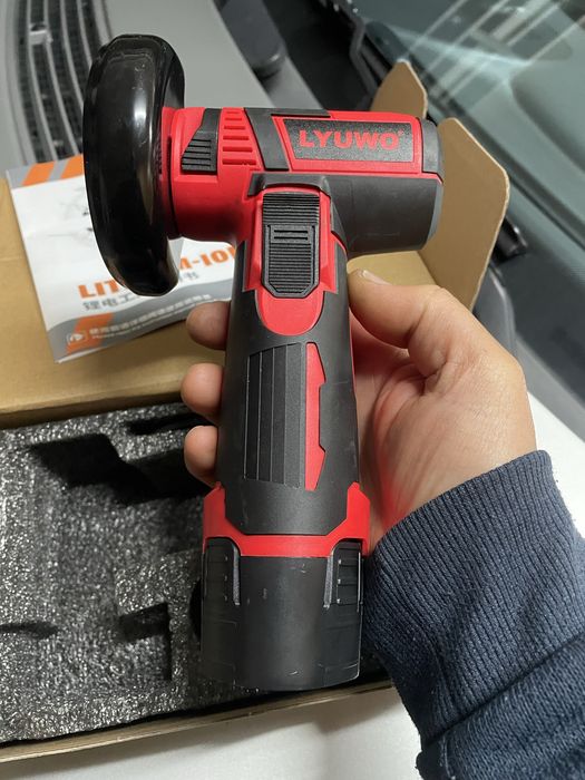 Mini rebarbadora nova na caixa