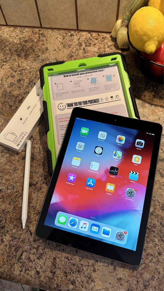 Tablet iPad Apple Retina - super stan