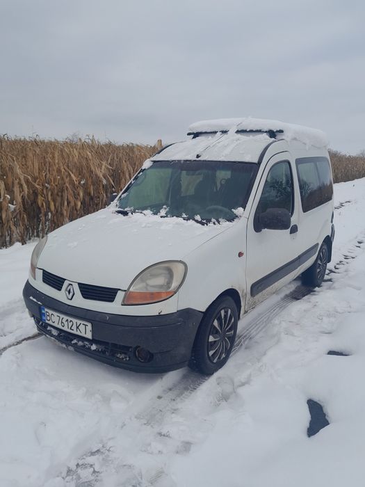 Продам машину Renault Kangoo
