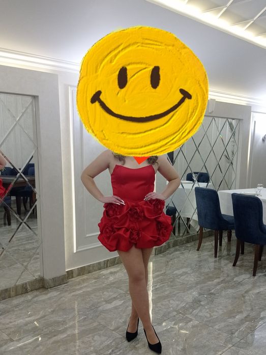 Продам святкові сукні