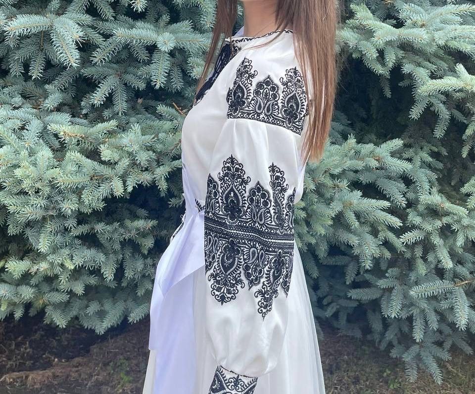 вишите плаття максі