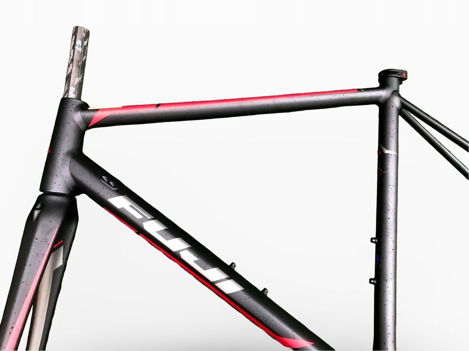 Rama Rowerowa FUJI ROUBAIX 1.5 Disc Rozmiar 52Cm Z Karbonowym Widelcem