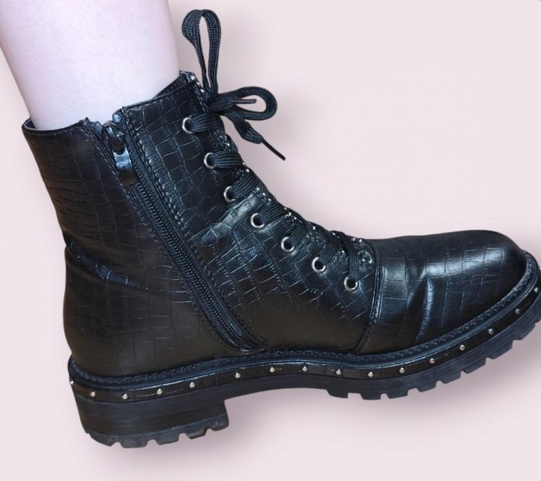 Черевики / берці / сапожки жіночі 38 р.