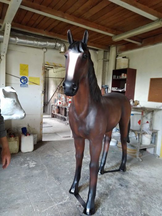 Figura  Ogrodowa - KOŃ