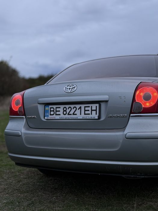 Продам Toyota Avensis T25 ,2008 рік,2.0 бензин рестайлинг