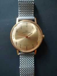 Позолочений наручний годинник позолоченные наручные часы Луч 2209 Au20