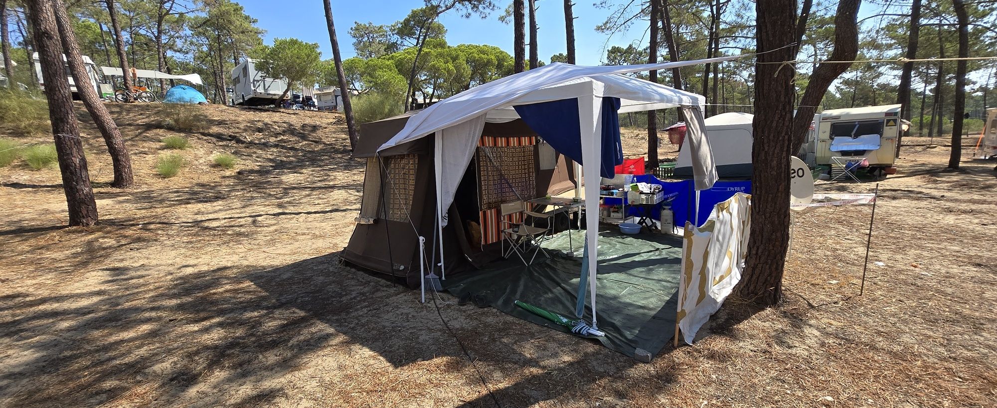 Atrelado tenda 2 pessoas