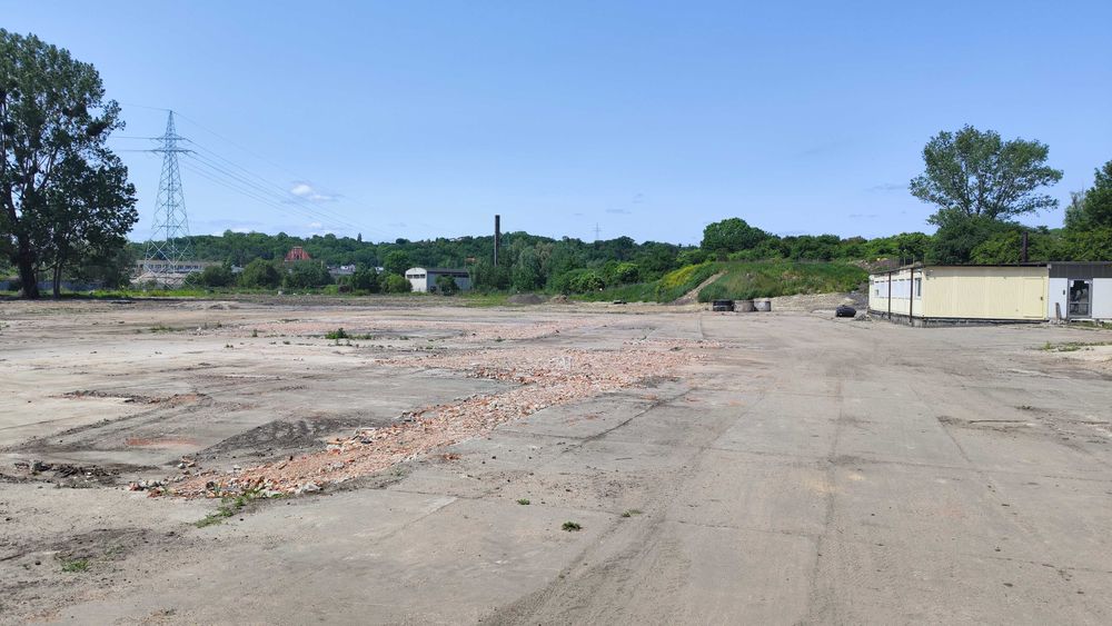 Działka przemysłowa Gdańsk, Sandomierska 1,8 ha z biurem 300m2