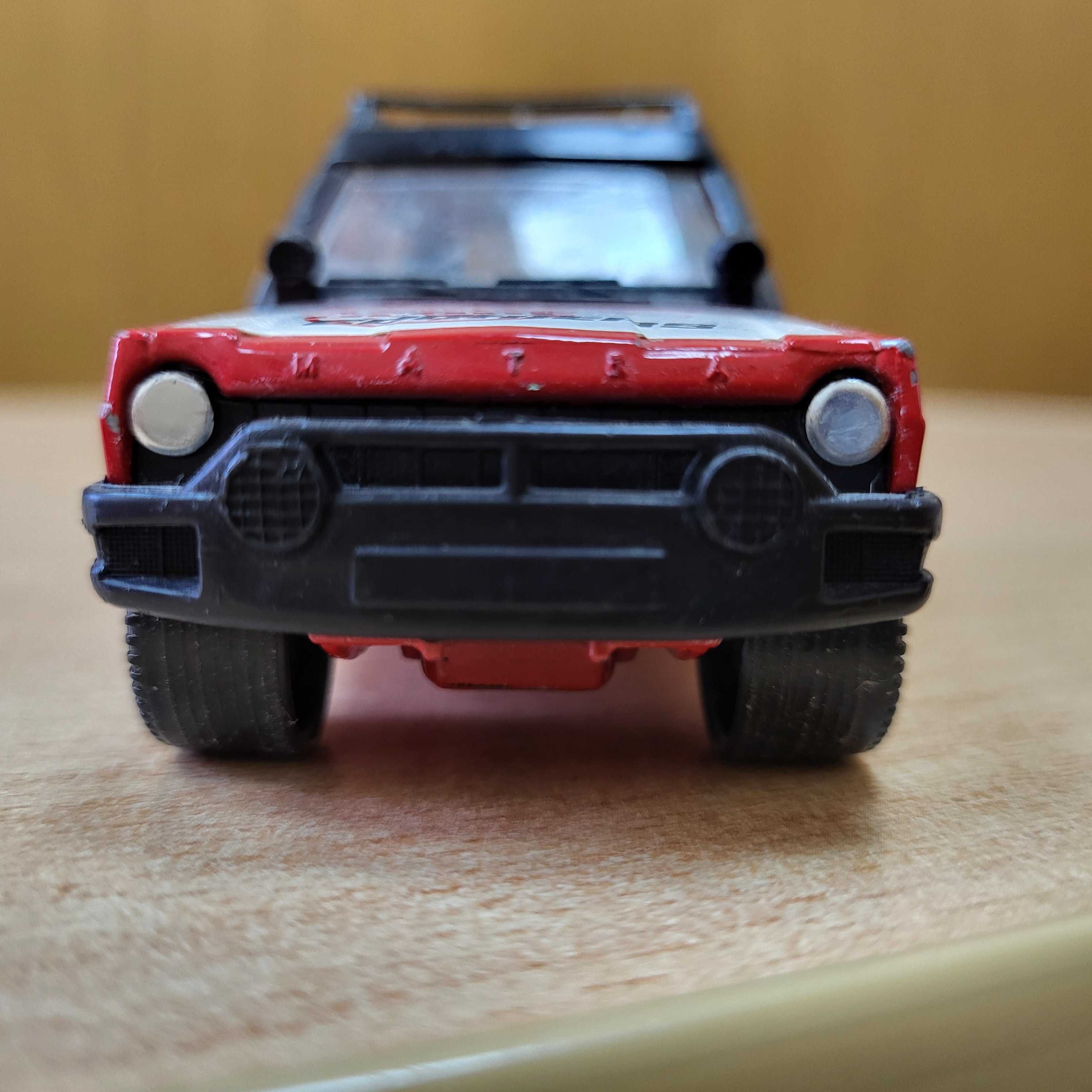 Модель машинки Matchbox