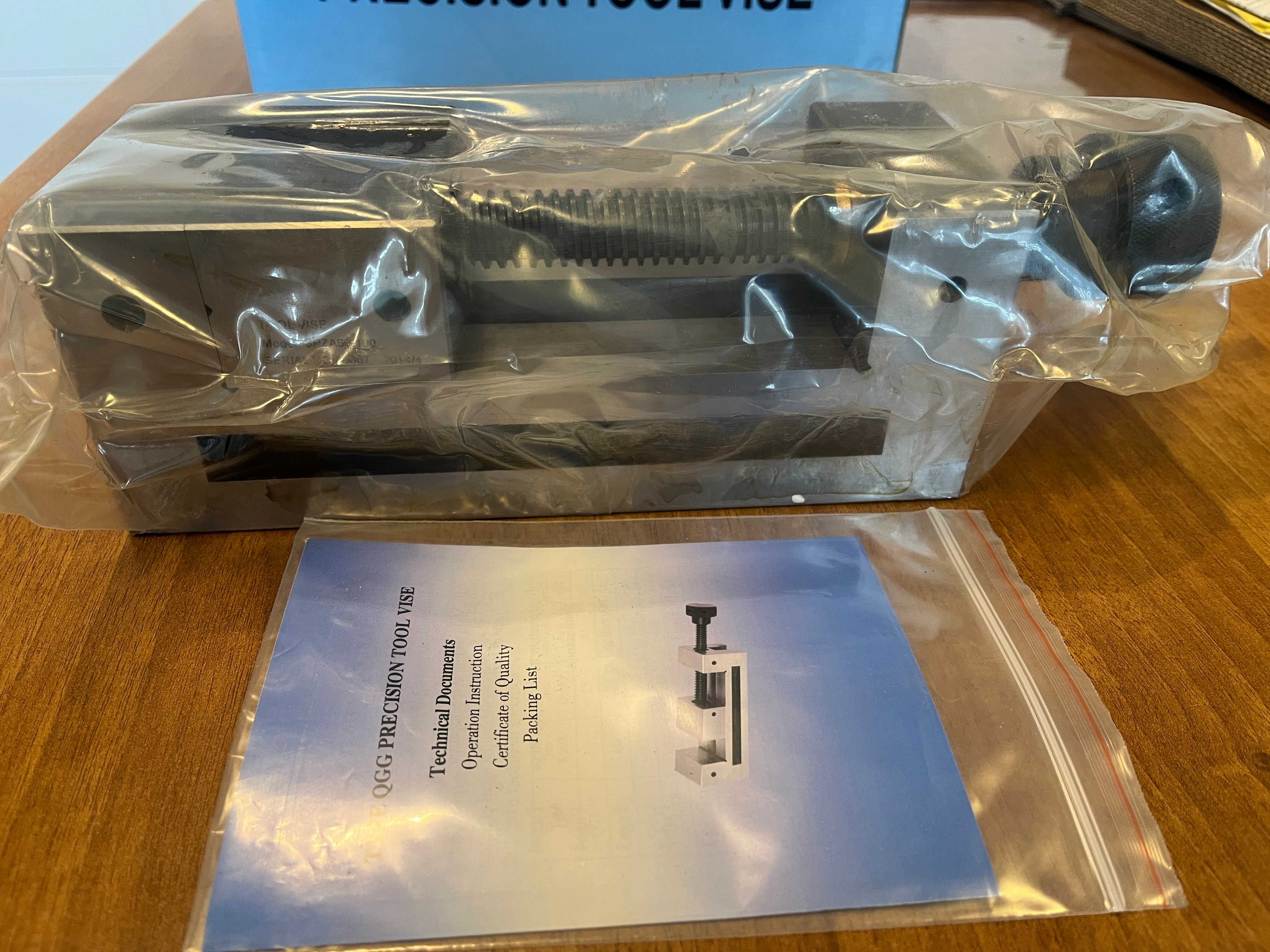 Imadło DARMET SPZA080/100 precision tool vise QGG80