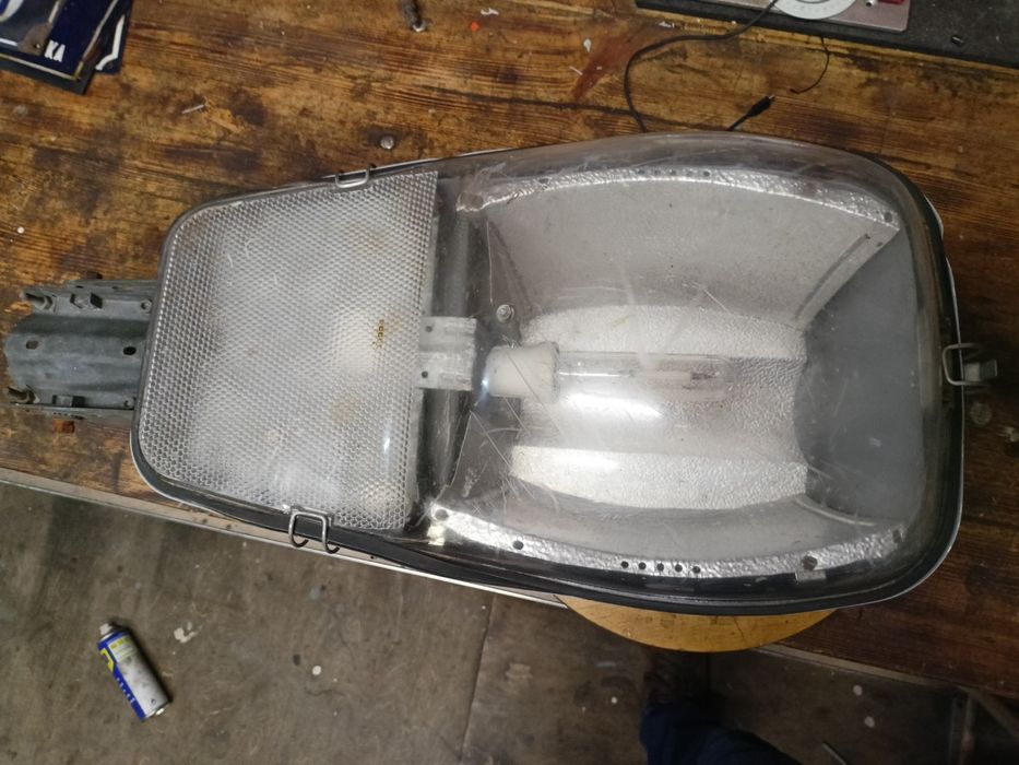 Lampa uliczna przemysłowa