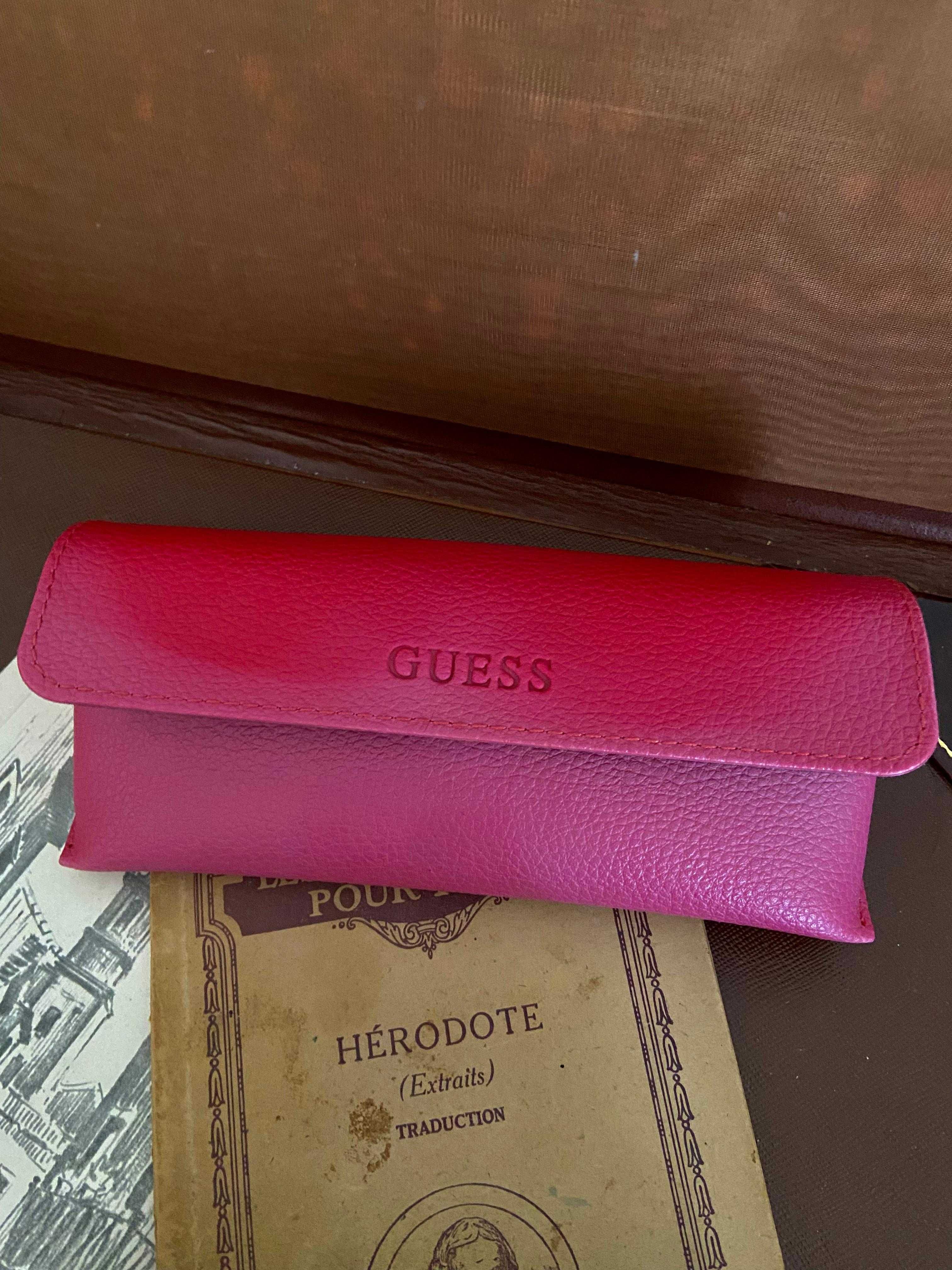 Lote de Óculos Guess e Alfred Dunhill de Sol Com Caixa