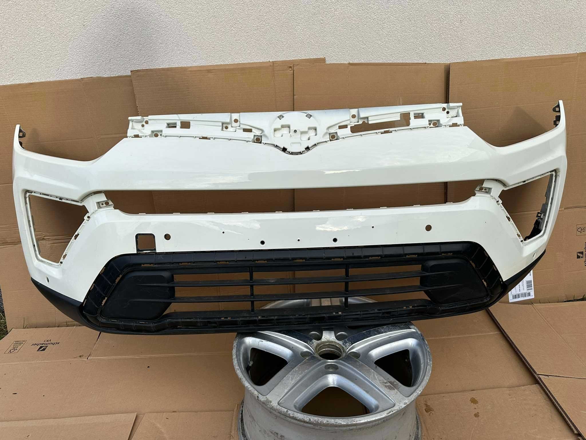 Ssangyong Tivoli lift zderzak przedni/przód