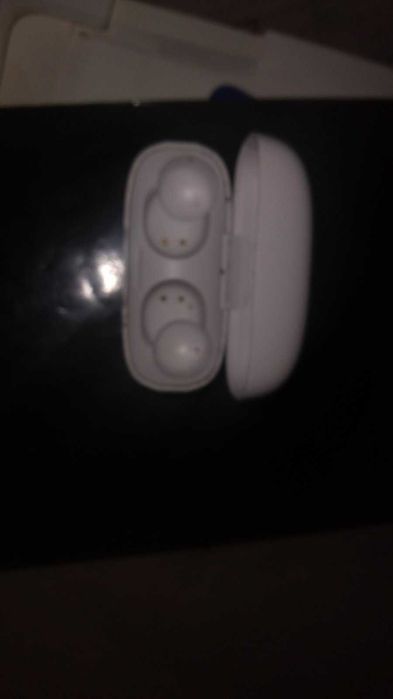 зарядка чехол к наушникам JBL Wave Beam