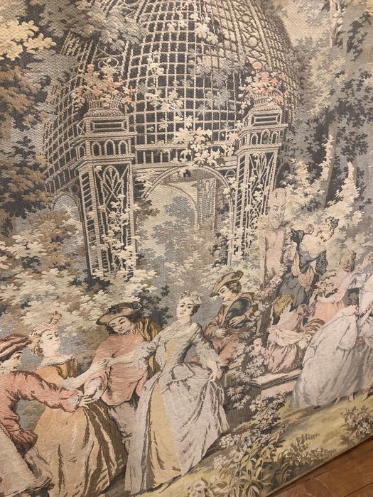 Tapeçaria Francesa de grandes dimensoes com galeria .