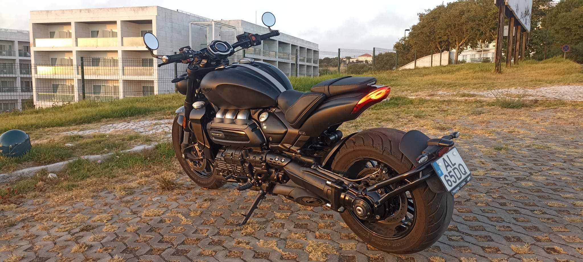 Triumph Rocket 3R Triple Black