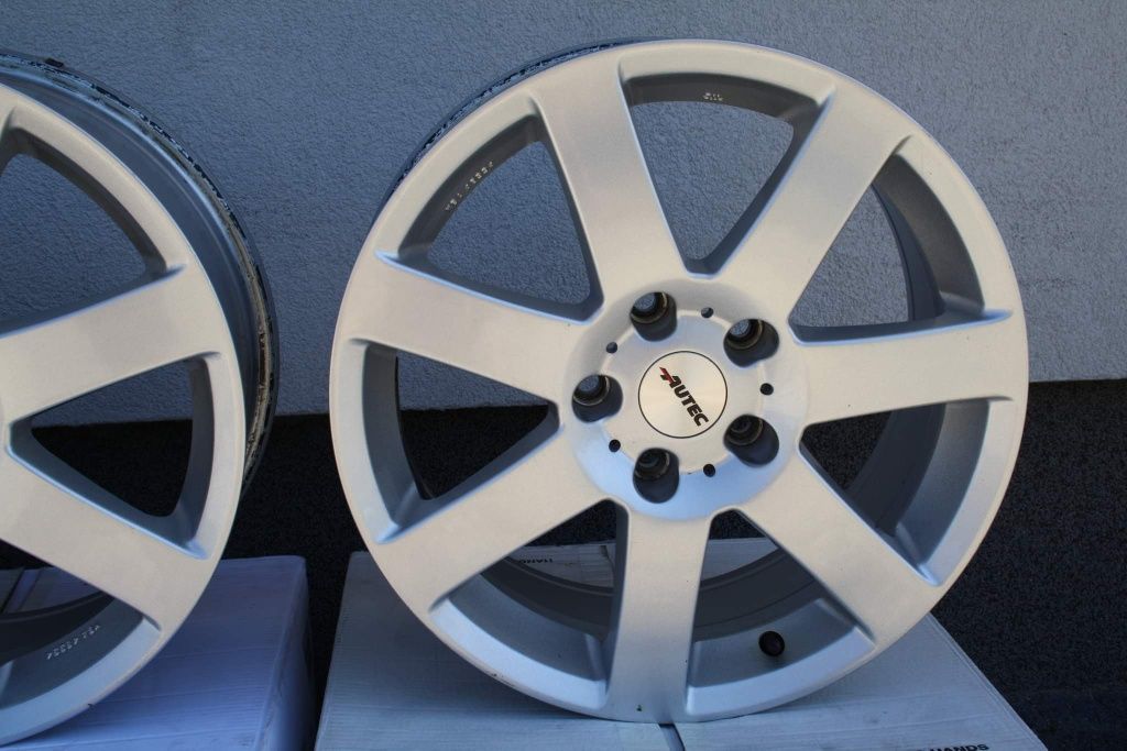 Niemieckie Felgi Alutec 17" 5x120 5x118 BMW Insygnia Vivaro