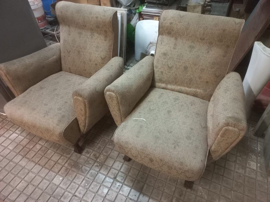 Móveis antigos  em excelente estado