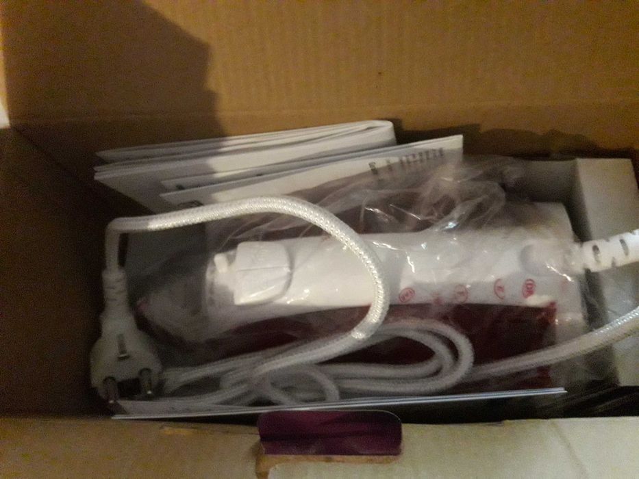 Праска з парою Philips GC1742 (нова)